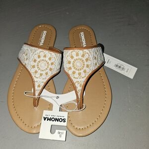 Sonoma Women's Lace Accent Sandals in Tan and White